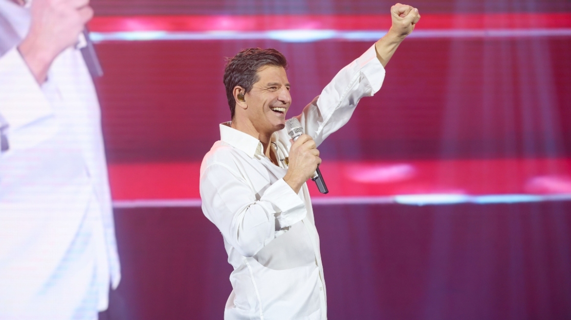 Σάκης Ρουβάς: Θα πήγαινα χίλιες φορές Eurovision, είναι τέλεια
