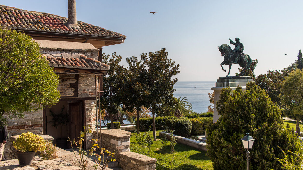 5 σπουδαίες πολιτιστικές εμπειρίες που αποκαλύπτουν την ψυχή της Καβάλας
