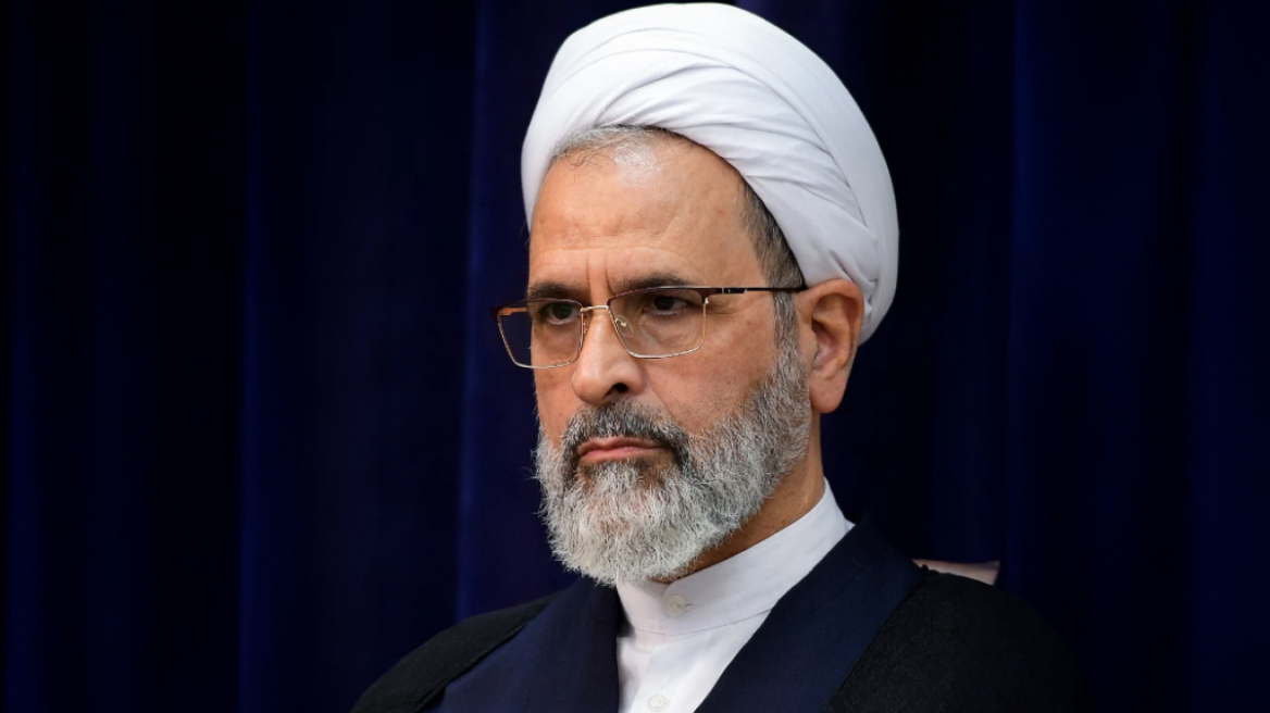 Ο Αλιρεζά Αραφί στο προσωρινό Συμβούλιο Ηγεσίας του Ιράν μέχρι την εκλογή διαδόχου του Χαμενεΐ