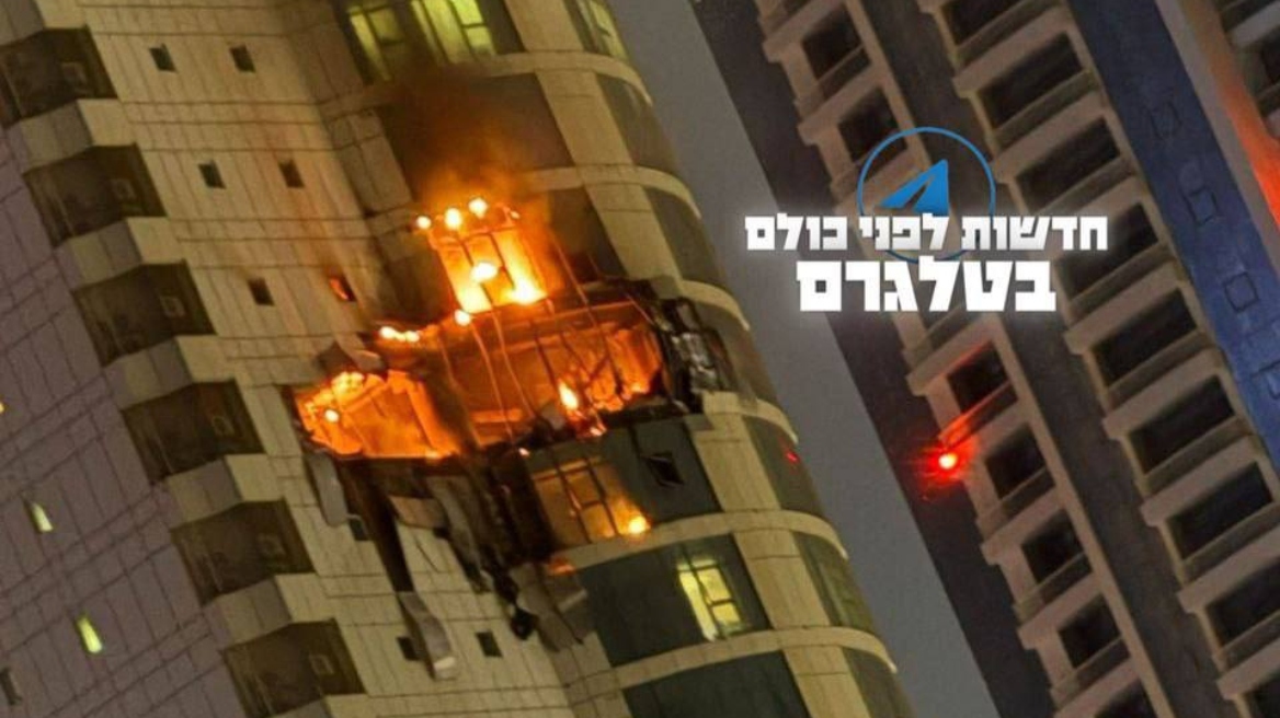 Συγκλονιστικό βίντεο με ιρανικό drone να χτυπά κτίριο κατοικιών στο Μπαχρέιν