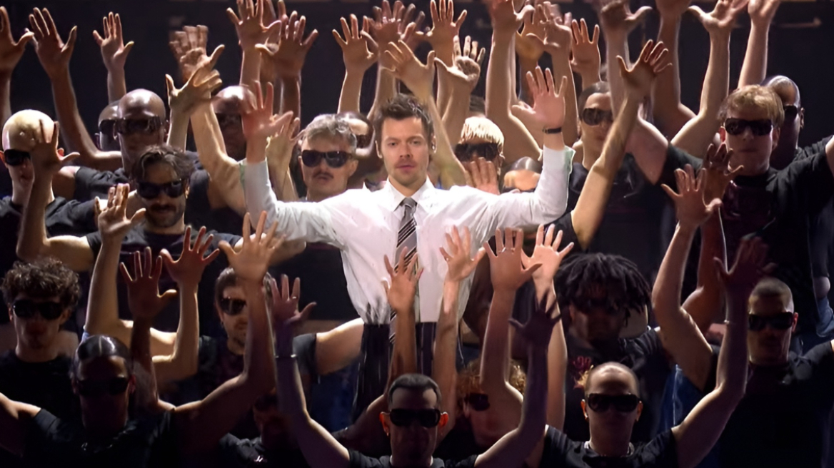 Ο Χάρι Στάιλς επέστρεψε στη σκηνή μετά από τρία χρόνια απουσίας