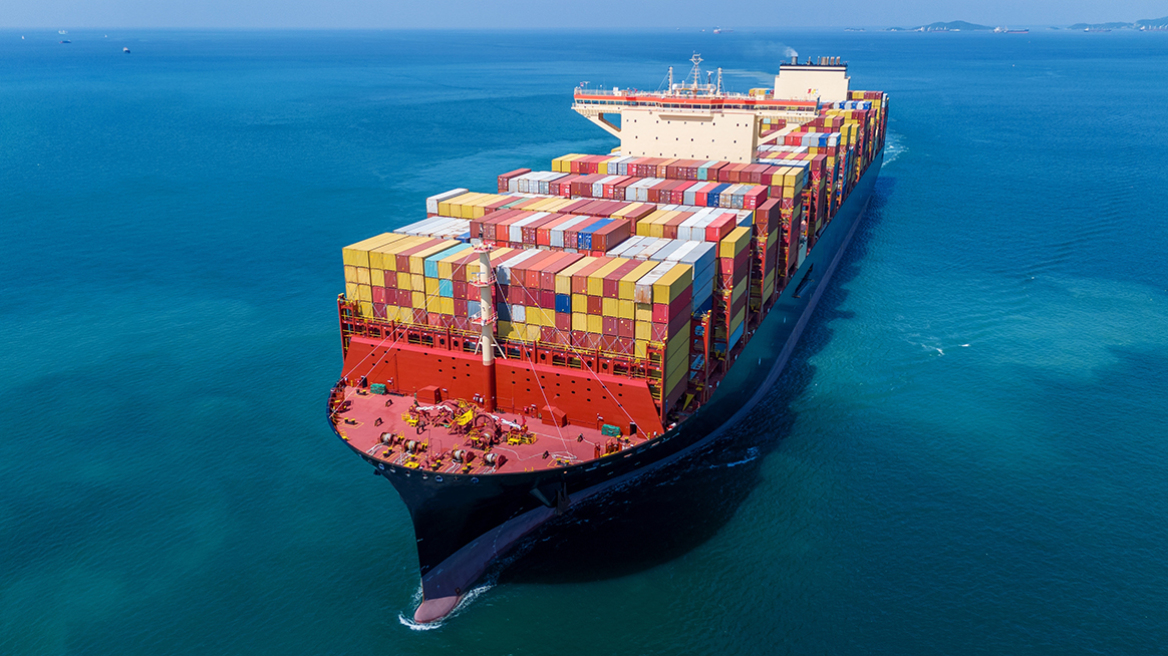 Ορμούζ, Ερυθρά Θάλασσα και ακρίβεια: Σε «αναμμένα κάρβουνα» οι Έλληνες εξαγωγείς