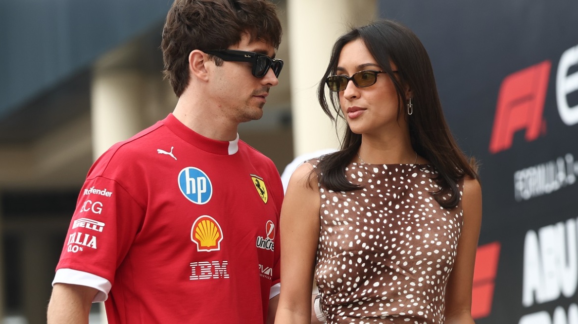 Ο λαμπερός γάμος-έκπληξη του σταρ της Φόρμουλα 1 Σαρλ Λεκλέρ στο Μονακό (βίντεο)