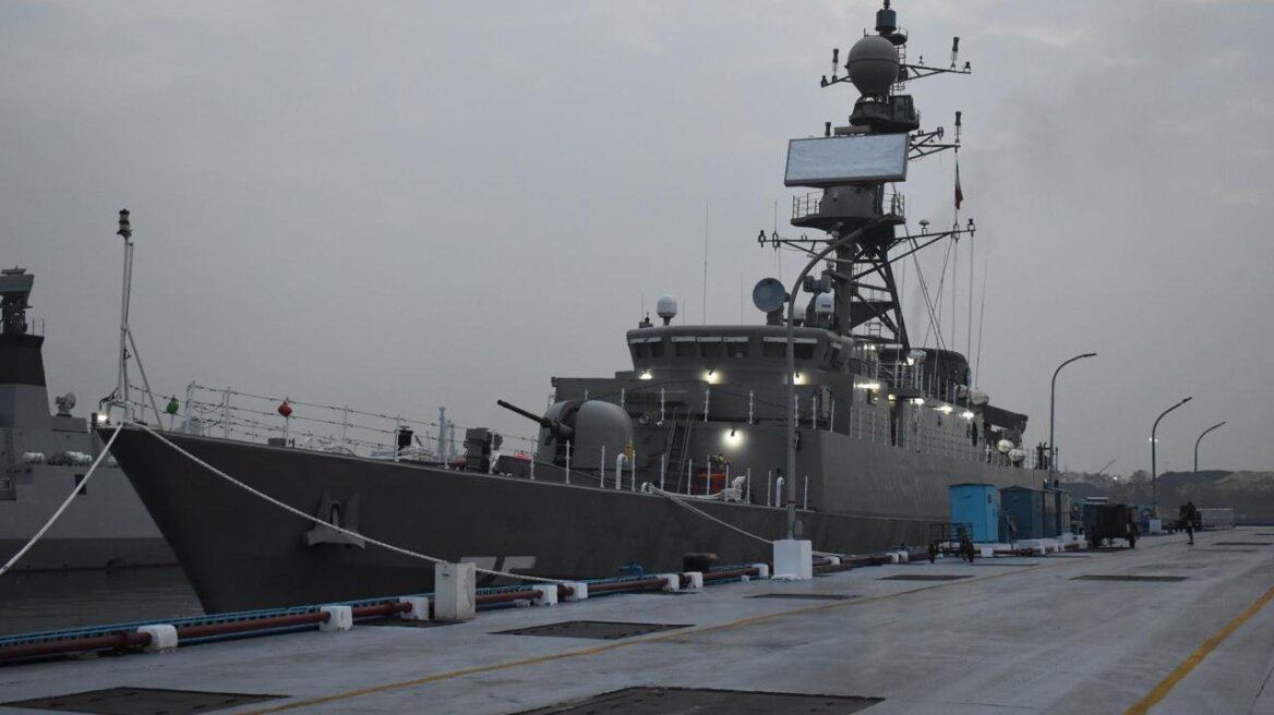 Τουλάχιστον 87 οι νεκροί από τη βύθιση της ιρανικής κορβέτας στον Ινδικό Ωκεανό
