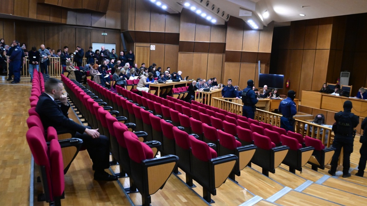 Δίκη για τη Χρυσή Αυγή: Ελαφρυντικά μόνο σε πέντε καταδικασθέντες αποφάσισε το δικαστήριο, ποιοι μπορεί να βρεθούν στη φυλακή