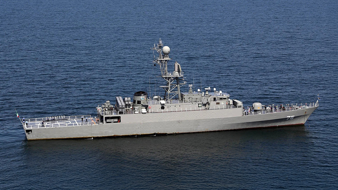 Βίντεο-ντοκουμέντο: Η στιγμή που το αμερικανικό υποβρύχιο στοχεύει και βυθίζει  με τορπίλη την ιρανική φρεγάτα στα ανοικτά των ακτών της Σρι Λάνκα 