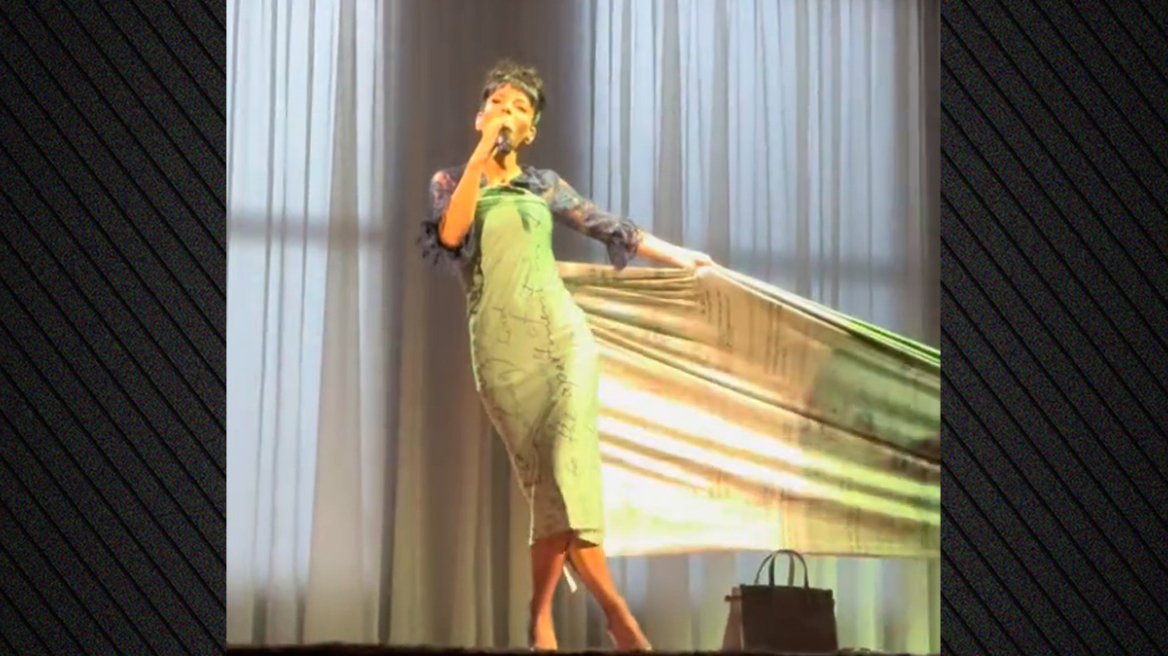 Η Λίλι Άλεν έβαλε φόρεμα… γεμάτο αποδείξεις από τα ραντεβού του Ντέιβιντ Χάρμπουρ με άλλες γυναίκες