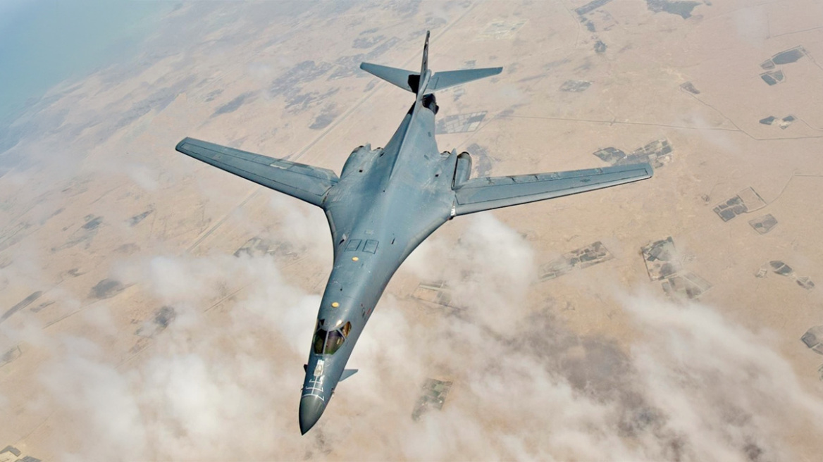 Οι ΗΠΑ έστειλαν στη Βρετανία τα υπερηχητικά βομβαρδιστικά B-1, κίνηση που μπορεί να προμηνύει τη «μεγάλη επίθεση»