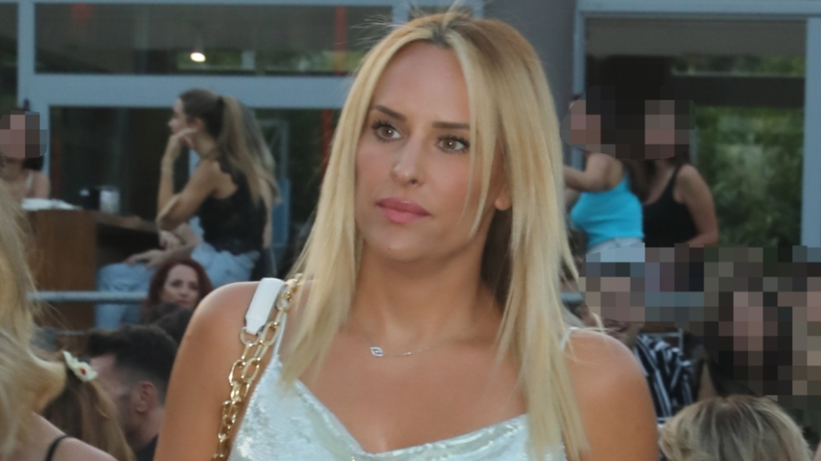 Έλενα Ασημακοπούλου: Δεν ήθελα να φύγω από την «Πολυκατοικία», δεν μου είχαν πει ότι θα ολοκληρωνόταν ο ρόλος μου στην πρώτη σεζόν
