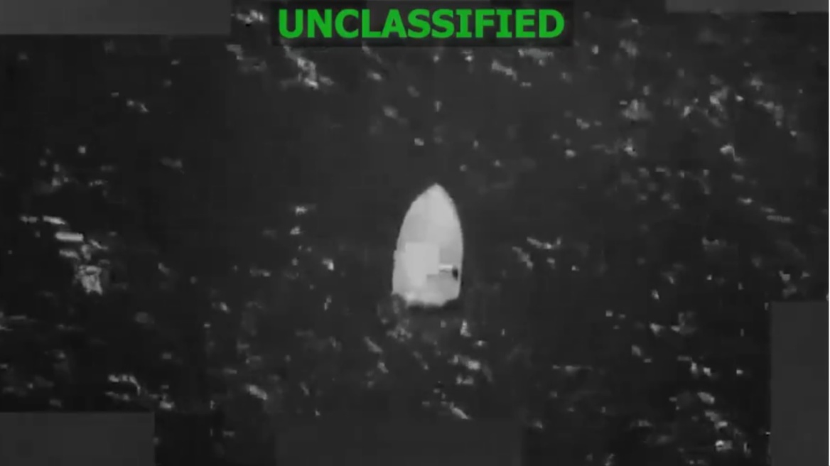 Έξι νεκροί σε νέα αεροπορική επιδρομή των ΗΠΑ εναντίον φερόμενων ως διακινητών ναρκωτικών σε ταχύπλοο στον Ειρηνικό  