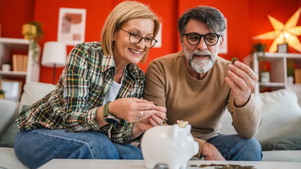 «Εφιάλτης» οι χαμηλές συντάξεις – Τι προτείνει η ιδιωτική ασφάλιση