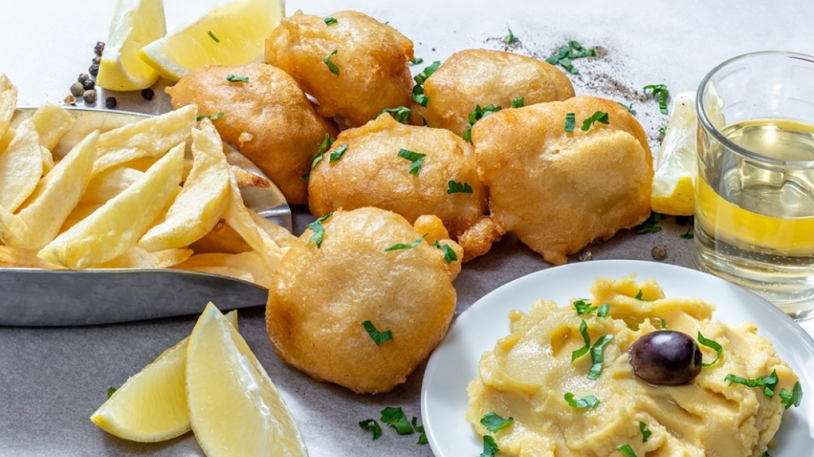 Κουρκούτι μπίρας: Πώς γίνεται τραγανό για λαχανικά, κοτόπουλο και θαλασσινά (+συνταγές)