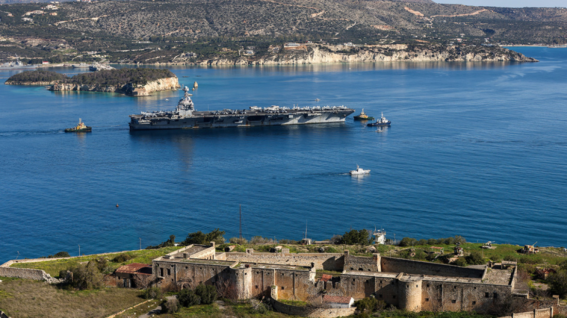 Προφυλακίστηκε ο 58χρονος Πολωνός για τις φωτογραφίες από τη βάση της Σούδας, τι είπε στην απολογία του