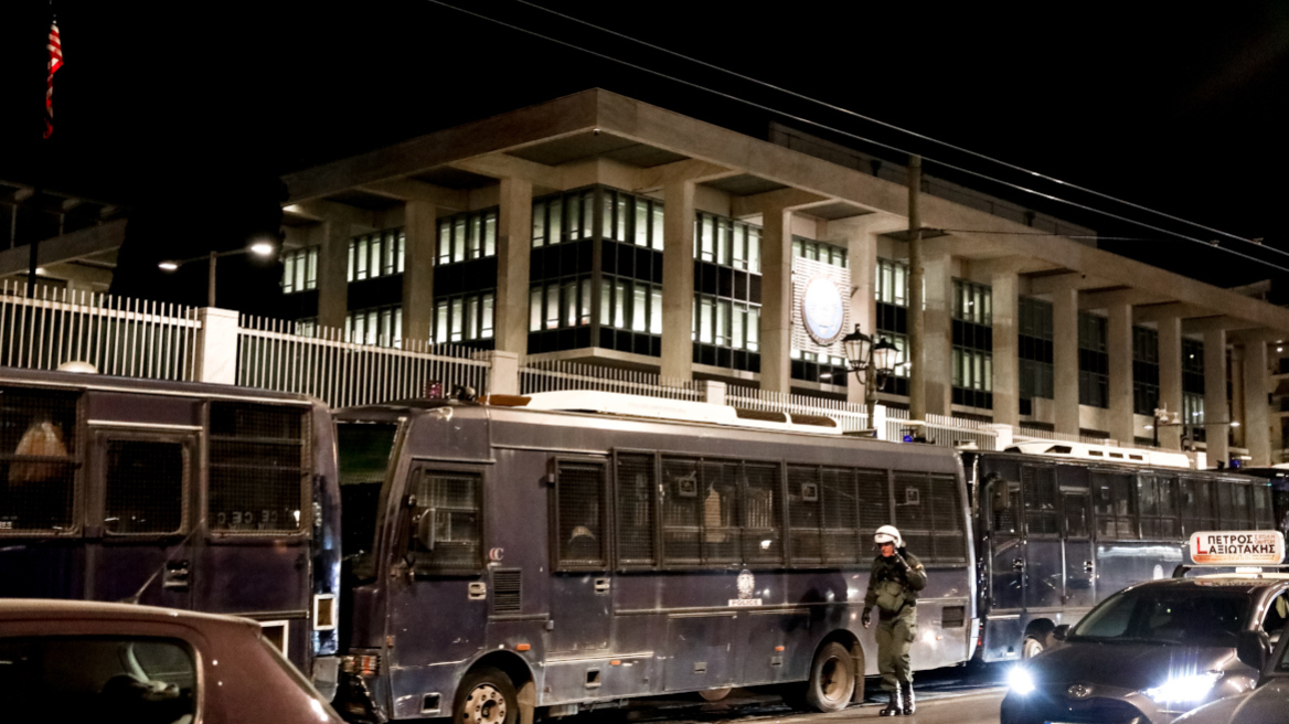 Αποκαταστάθηκε η κυκλοφορία στο κέντρο της Αθήνας μετά τη συγκέντρωση και την πορεία του ΚΚΕ για την Κούβα