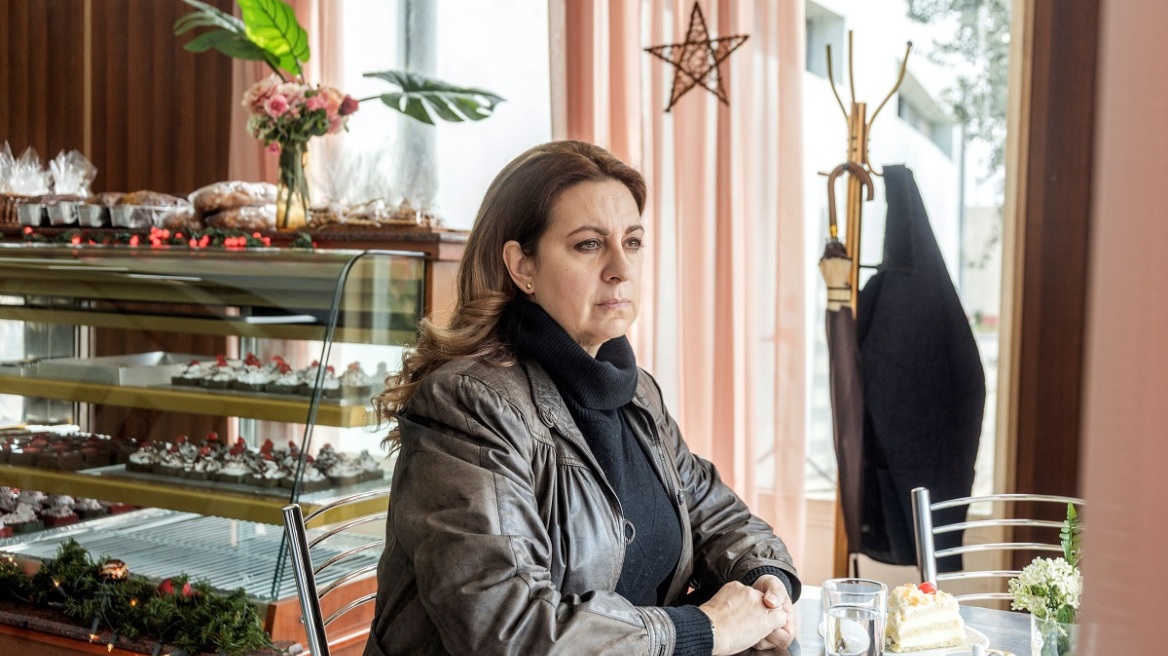 Ο Σωτήρης Τσαφούλιας για τη θρυλική σκηνή με την πάστα στο «Ριφιφί»: «Έκλαιγε με λυγμούς» (βίντεο)
