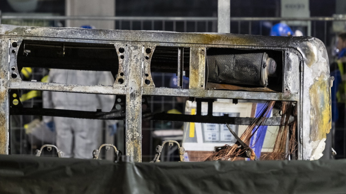 Ελβετία: Δεν είναι τρομοκρατική ενέργεια η φωτιά στο λεωφορείο, ανήλικος ανάμεσα στα έξι θύματα
