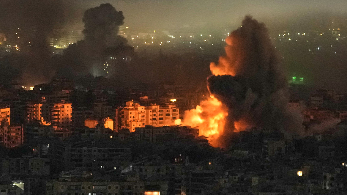 Είμαστε έτοιμοι για ολοκληρωτικό πόλεμο, λένε οι Φρουροί της Επανάστασης - Επίθεση της Χεζμπολάχ με 100 ρουκέτες στο Ισραήλ που απαντά με αεροπορική επιδρομή στη Βηρυτό