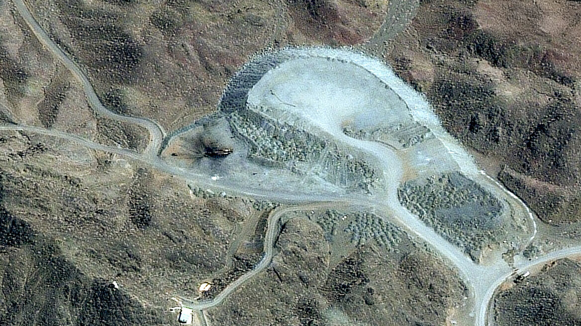 Pickaxe Mountain: Το απόρρητο πυρηνικό οχυρό του Ιράν είναι θαμμένο σε βάθος 100 μέτρων και μπορεί να «ξεκλειδώσει» τον πόλεμο