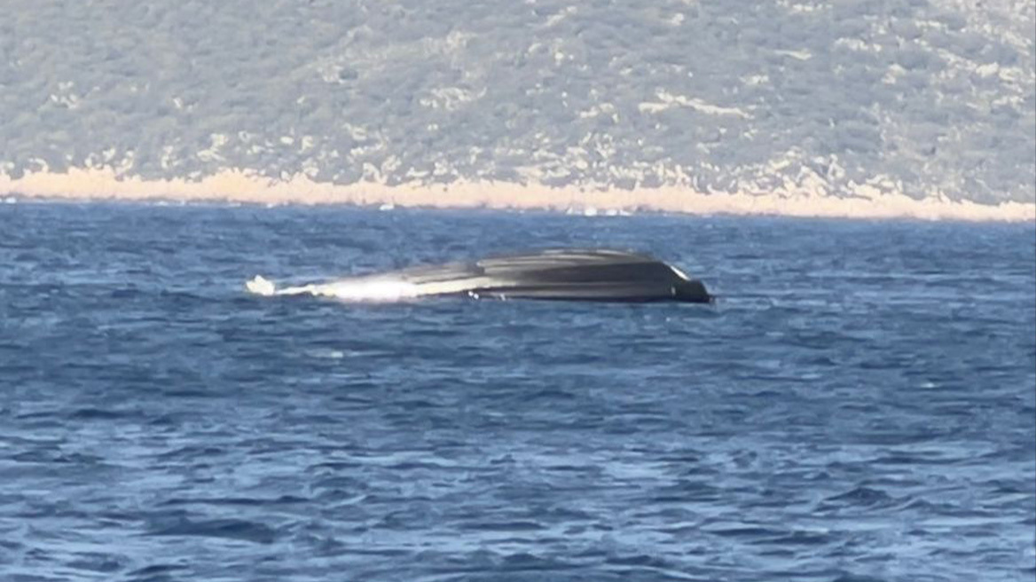 Δείτε βίντεο με το αναποδογυρισμένο σκάφος της Frontex στο Καστελόριζο: Επέβαινε η Εσθονή πρέσβης, τρεις οι τραυματίες