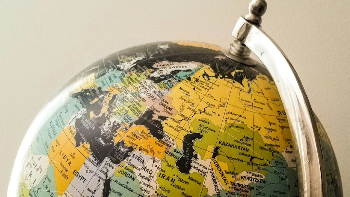 Ποια είναι τα δύο αδέλφια που επενδύουν στο μέλλον της Συρίας
