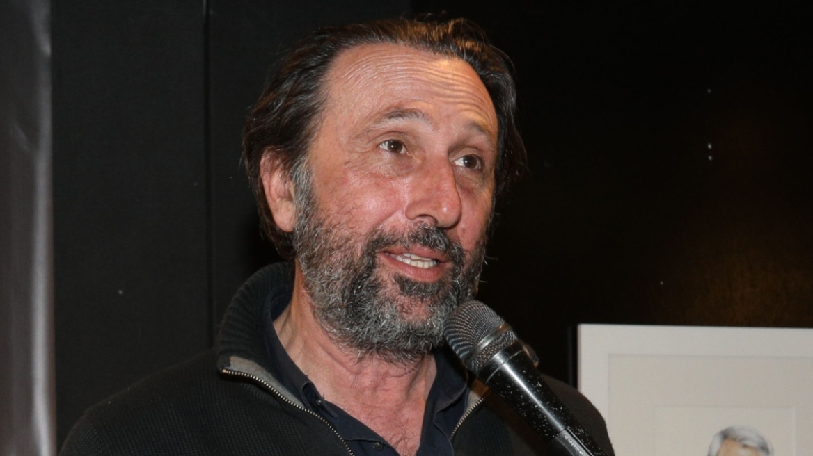 Ρένος Χαραλαμπίδης: Καλά κάνουν οι συνάδελφοί μου που παρουσιάζουν εκπομπές, ο ηθοποιός πρέπει να δουλεύει