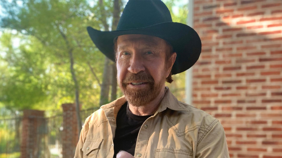 Πέθανε ο Τσακ Νόρις σε ηλικία 86 ετών