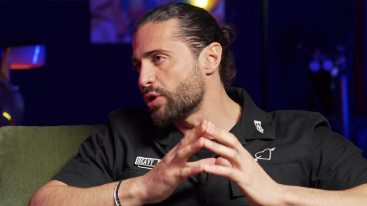 Κωνσταντίνος Βασάλος: Είμαι πολύ κοινωνικός οπότε έχω και φίλες, απλά πρέπει να είναι όλες άσχημες