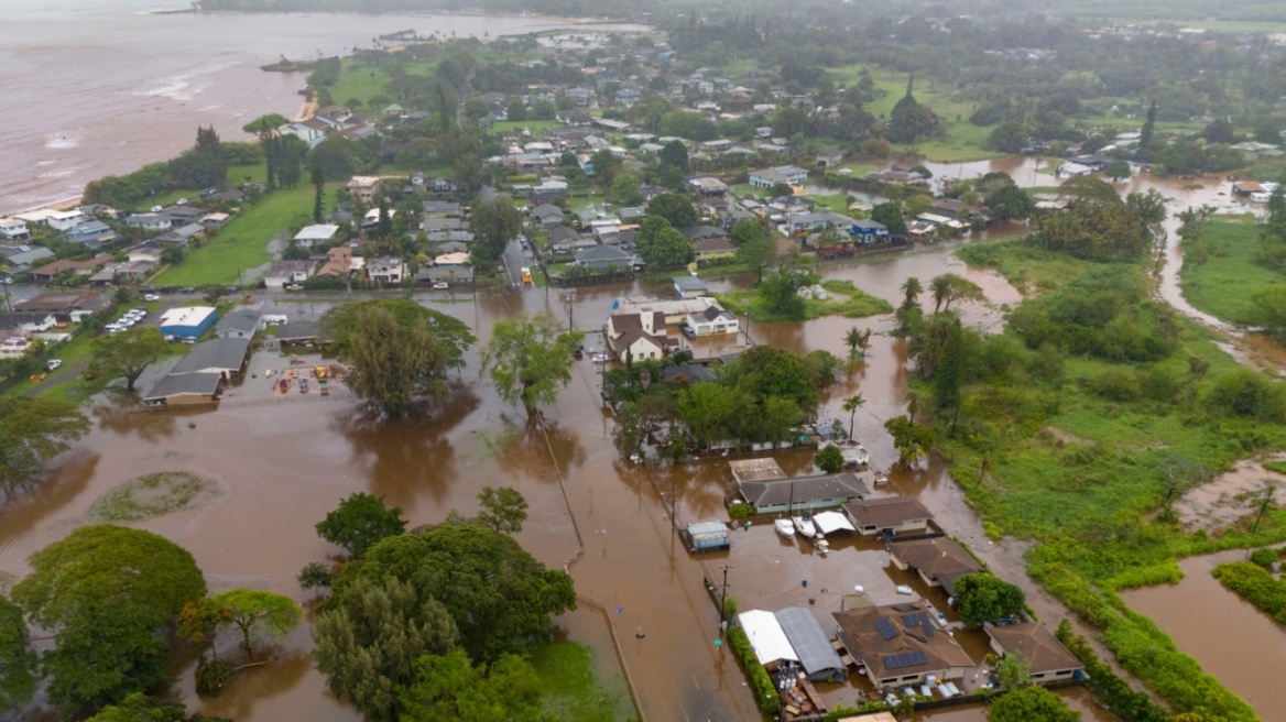 Εκκένωση 5.500 κατοίκων στη Χαβάη λόγω κινδύνου κατάρρευσης φράγματος, δείτε βίντεο