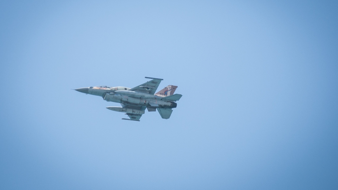 Το Ιράν χτύπησε ισραηλινό μαχητικό, «δεν υπέστη ζημιές το F-16», απαντά το Ισραήλ