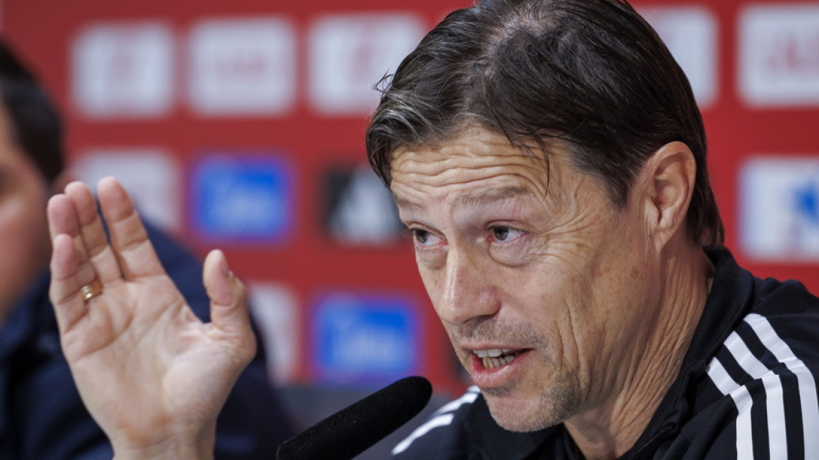 Σεβίλλη: Απέλυσε τον Ματίας Αλμέιδα 
