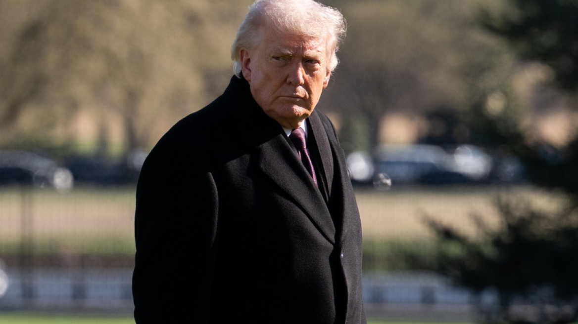 Βloomberg: O Τραμπ «πάγωσε» τα χτυπήματα στο Ιράν μετά τις προειδοποιήσεις των συμμάχων για τους κινδύνους 