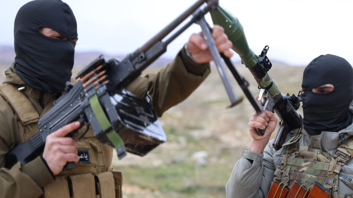 Το protothema στα εδάφη της Χεζμπολάχ,  «κάνουμε ό,τι δεν κάνει ο στρατός του Λιβάνου», λένε οι ένοπλοι 