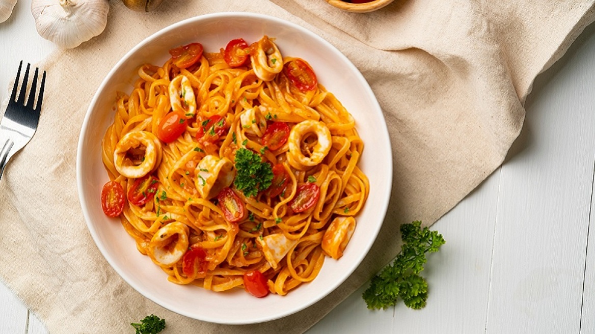 Σαρακοστή με καλαμαράκια: Ιδέες για νόστιμα πιάτα στο σπίτι