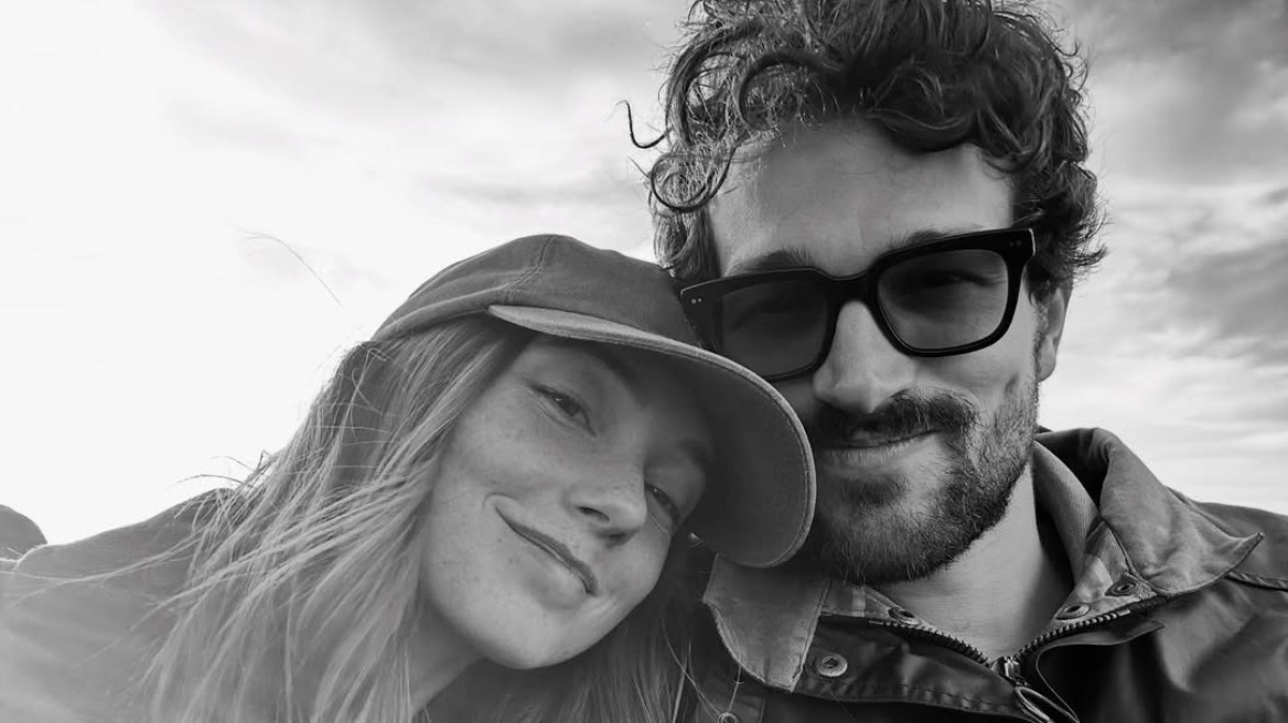 Paul Anthony Kelly: Αυτή είναι η σύζυγος του πρωταγωνιστή του Love Story
