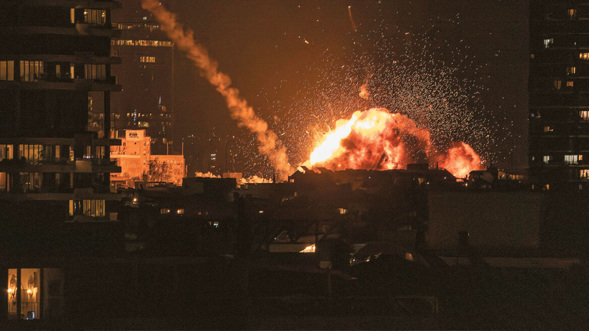 Ένας μήνας πολέμου, τέσσερα σενάρια για την επόμενη μέρα: Τα δεδομένα και η είσοδος στην επικίνδυνη φάση