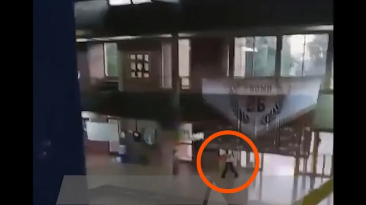 Νεκρός 13χρονος και οκτώ τραυματίες από 15χρονο που άνοιξε πυρ σε σχολείο στην Αργεντινή, συνελήφθη ο δράστης
