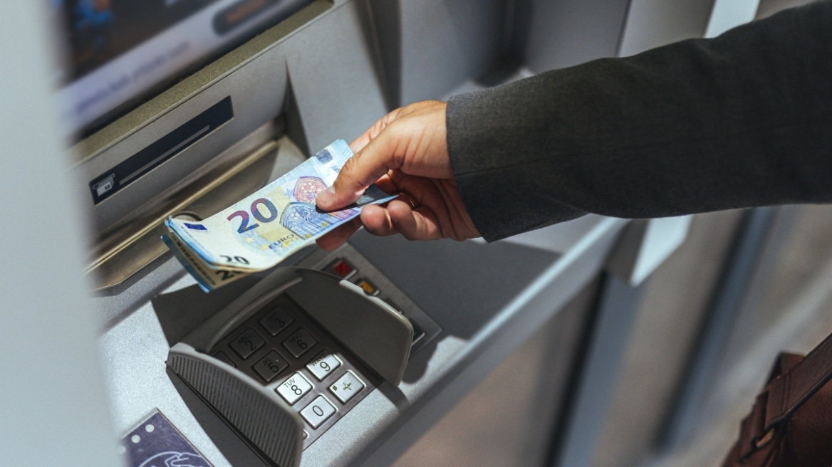 Δώρο Πάσχα: Διευκρινίσεις της Επιθεώρησης Εργασίας για την καταβολή του, όσα ισχύουν