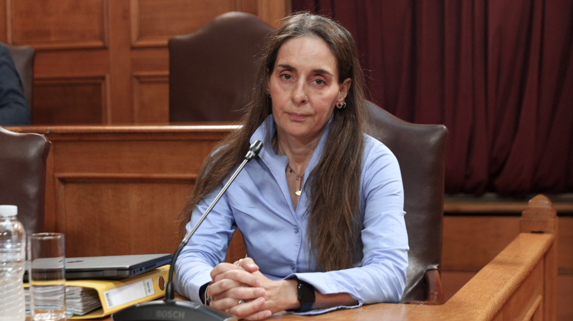 Στη δικογραφία για το κύκλωμα των επιδοτήσεων ΟΠΕΚΕΠΕ το όνομα της Τυχεροπούλου - Κρατούσε σε κλειδωμένο ερμάριο 12 προσφυγές κατηγορουμένων