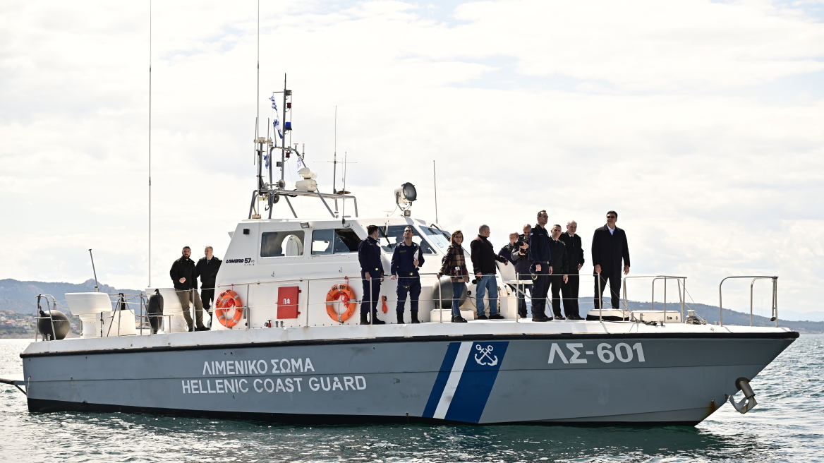 Εντοπίστηκαν 54 μετανάστες μετά από προσάραξη ιστιοφόρου στην Κω