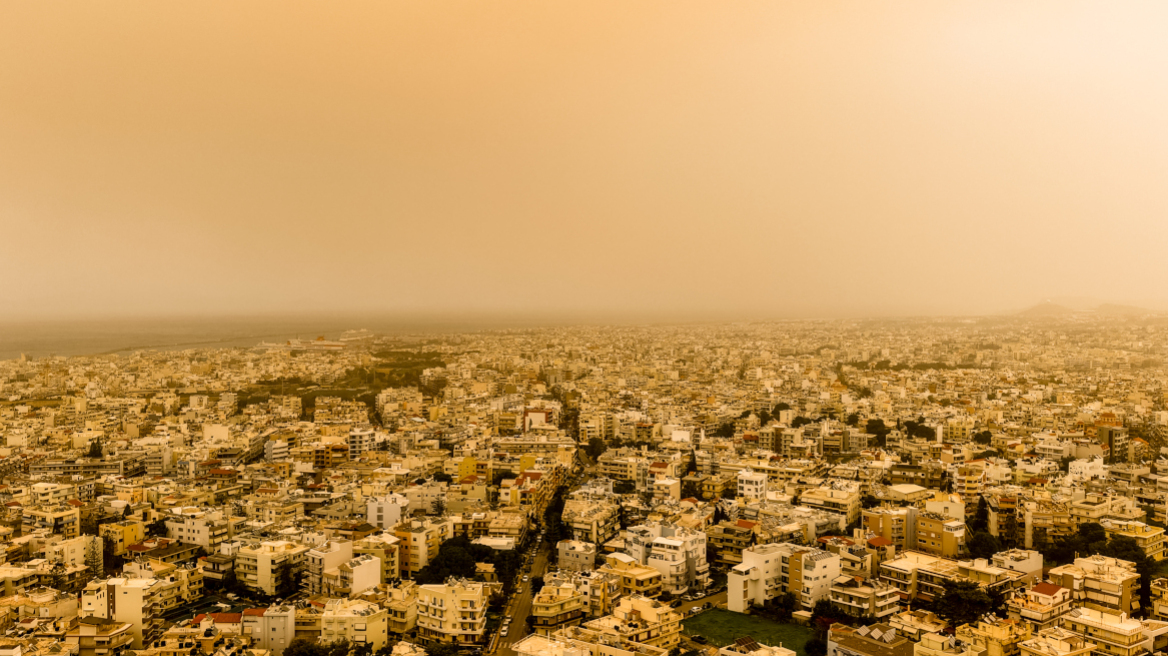 Έρχεται ξανά σκόνη από την Αφρική το Σάββατο, ποιες περιοχές θα επηρεαστούν περισσότερο
