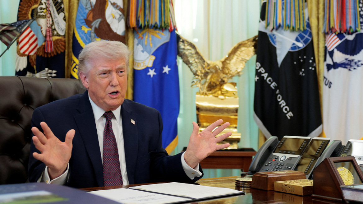 Ο Τραμπ επιβάλλει νέους τελωνειακούς δασμούς ως και 100% σε εισαγόμενα φάρμακα