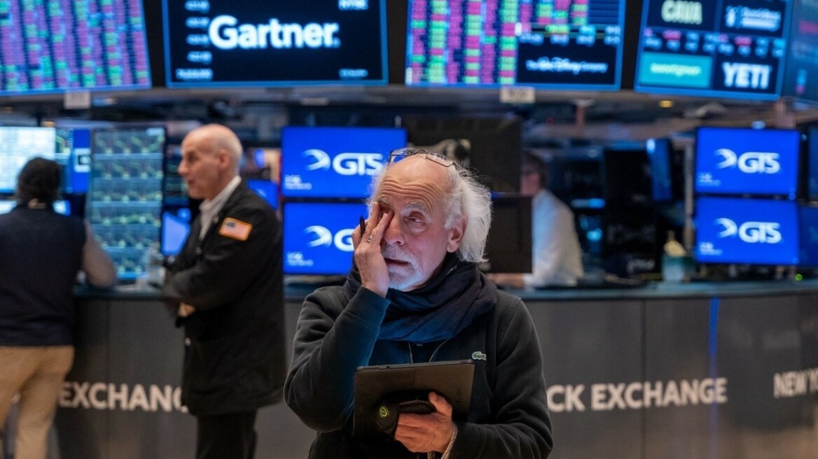 Βloomberg: Το μοτίβο του πολέμου – Γιατί η βουτιά του S&P 500 ξεκινά κάθε Πέμπτη