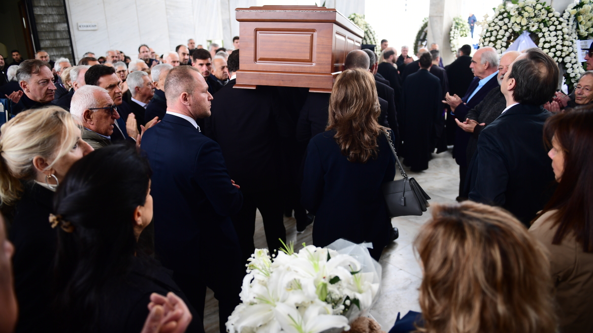 Βασίλης Γκούμας: Το τελευταίο «αντίο» είπαν σήμερα στον θρύλο του ελληνικού μπάσκετ