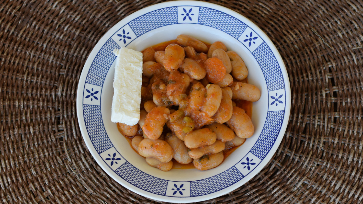 Οι γίγαντες πλακί στα καλύτερα πιάτα με φασόλια στον κόσμο, η δεκάδα του Taste Atlas Οι γίγαντες πλακί στα καλύτερα πιάτα με φασόλια στον κόσμο, η δεκάδα του Taste Atlas