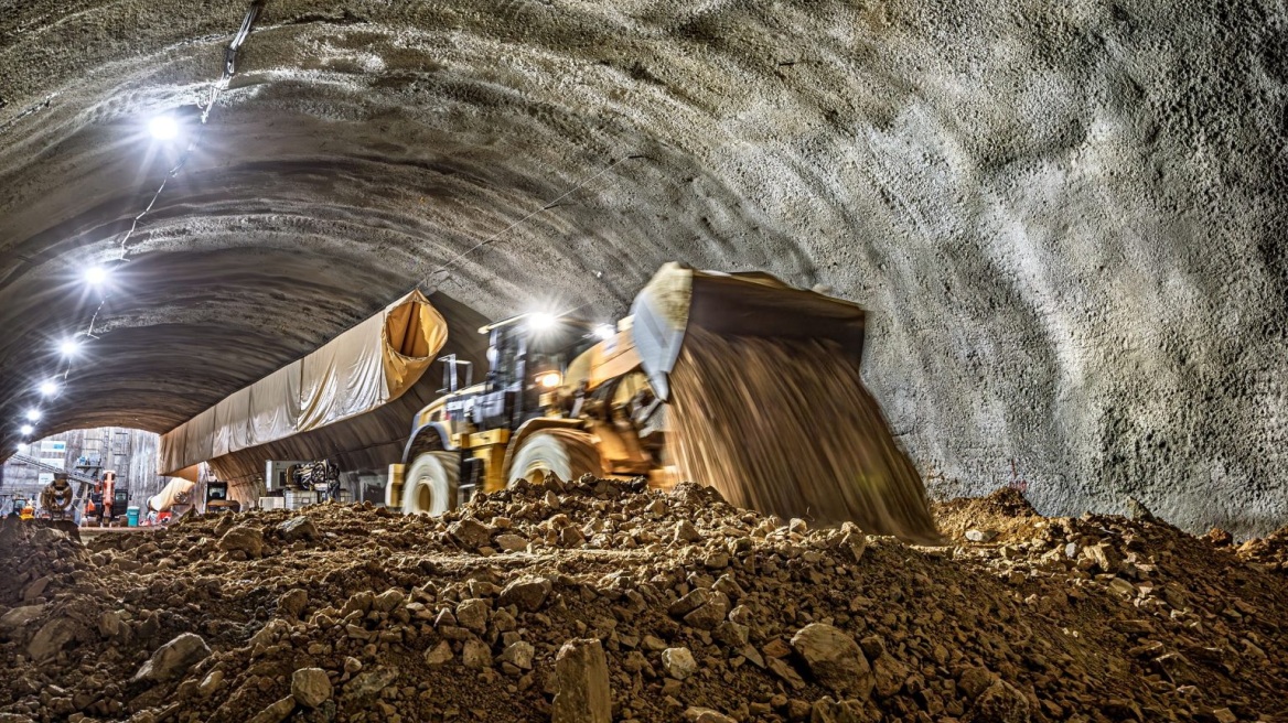 Προς τον Σταθμό Δικαστήρια ο «μετροπόντικας» της γραμμής 4 - Πέρασε την Κυψέλη