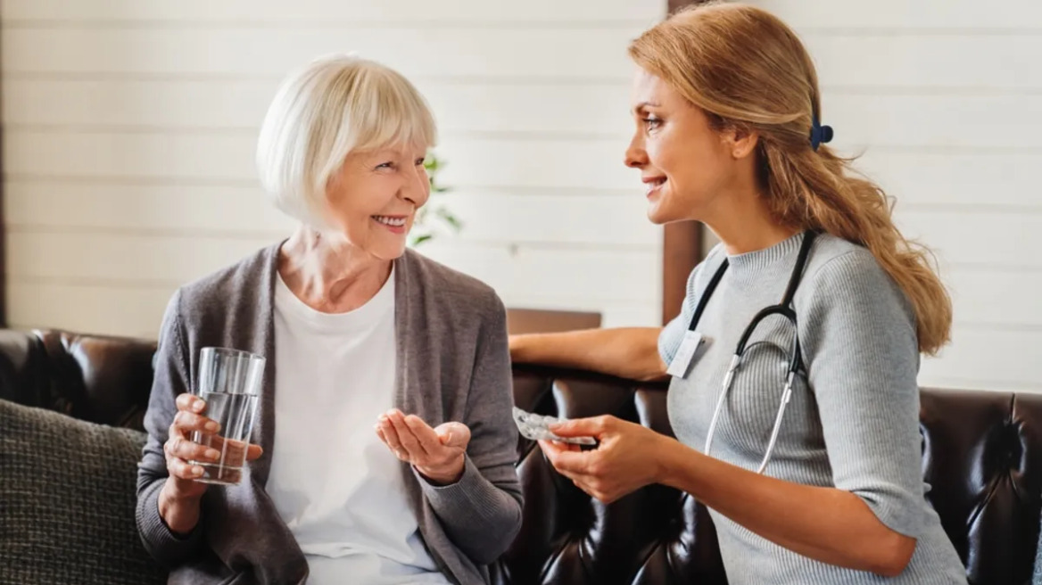 Βιταμίνη D: Μειώνει έως 50% τον κίνδυνο άνοιας – Τι δείχνει νέα μελέτη
