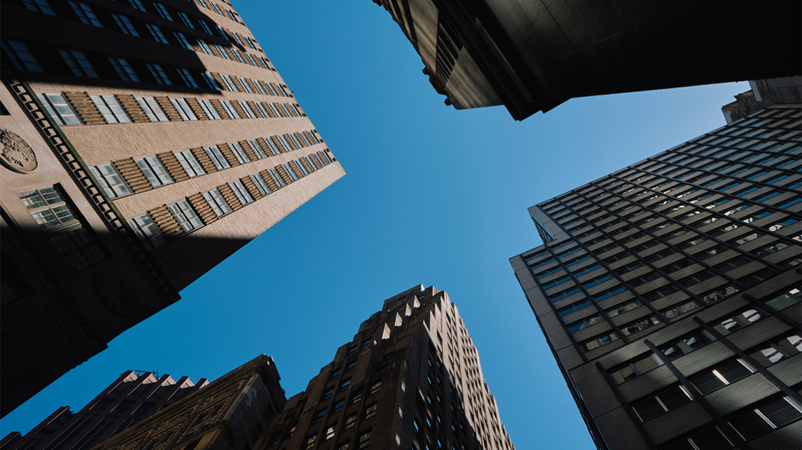 Εκατομμύρια ακίνητα αγοράζονται για επένδυση και μένουν κενά