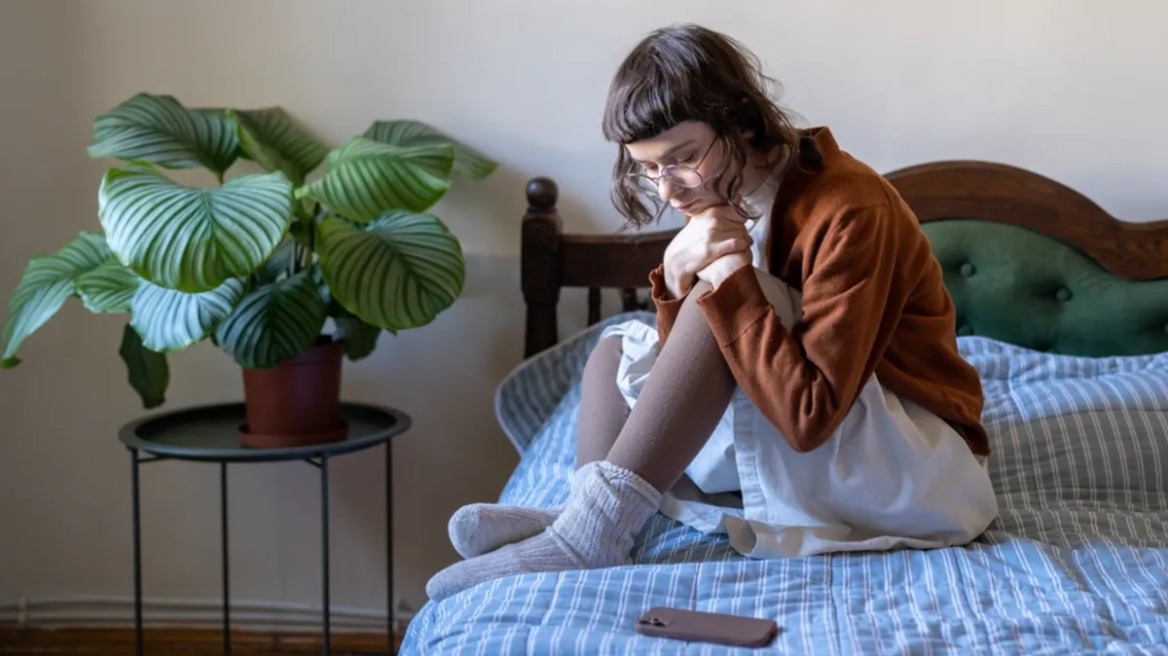 Αφήνετε μέρες τα μηνύματα στο «διαβάστηκε»; Δείτε τι κρύβεται πίσω από αυτή τη συνήθεια
