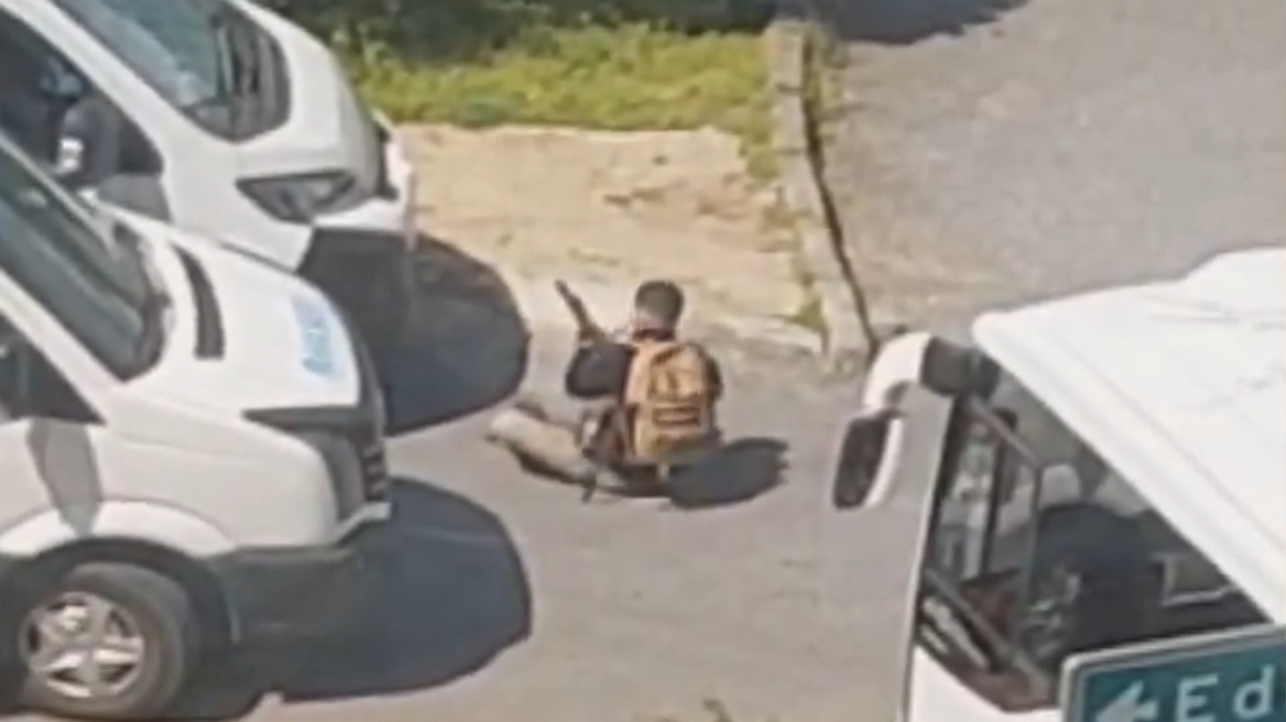 Δείτε βίντεο: Η στιγμή των πυροβολισμών στο ισραηλινό προξενείο στην Κωνσταντινούπολη
