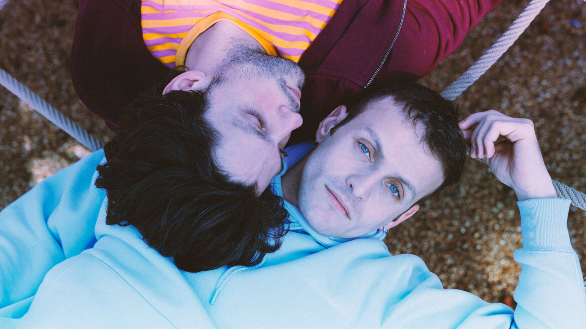 Ο Γιώργος Μπένος και ο Αλέξανδρος Πιεχόβιακ πρωταγωνιστές στο πολυβραβευμένο έργο «Bacon»